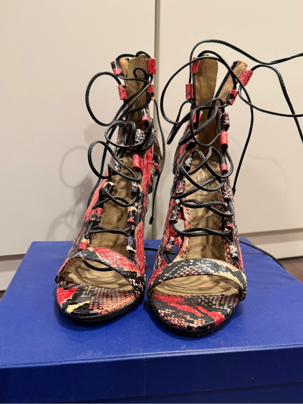 AQUAZZURA Snake skin Lace-Up high Heel sandals in Red and Black Sz 37..5